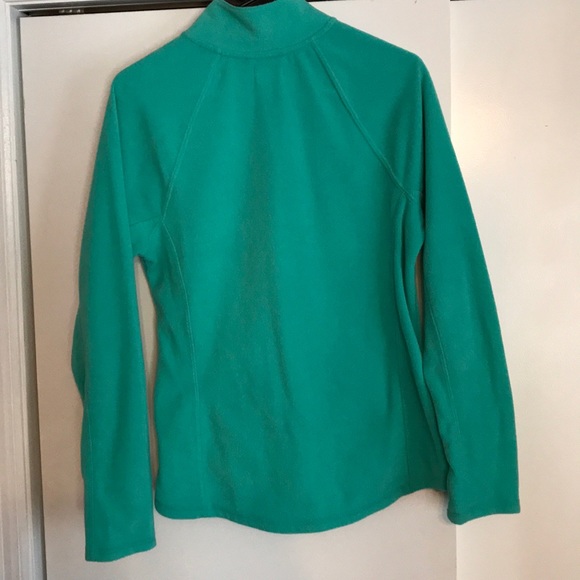 Mint green and black pullover - Picture 2 of 3